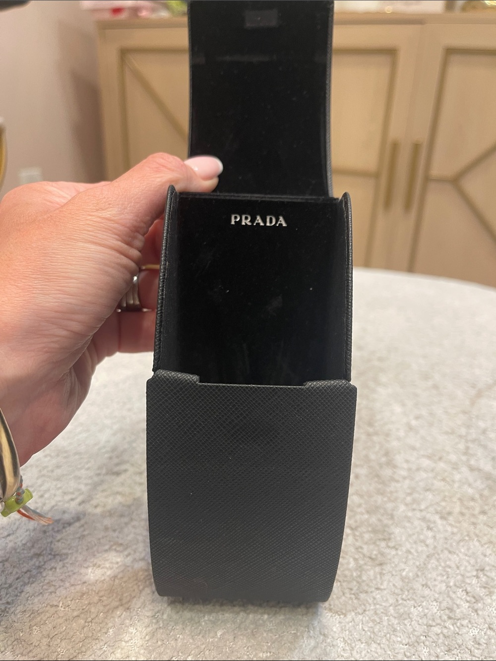 NWOT Authentic Prada Butterfly Sunglasses in Gradient Gray with Prada Black Case - Picture 10 of 10